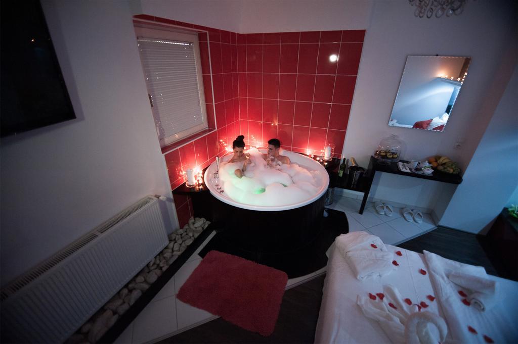 Gec Hotel Zaprešić Стая снимка