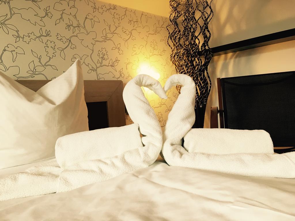 Gec Hotel Zaprešić Екстериор снимка